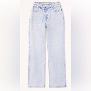 Abercrombie Curve Love High Rise 90’s Relaxed Jean